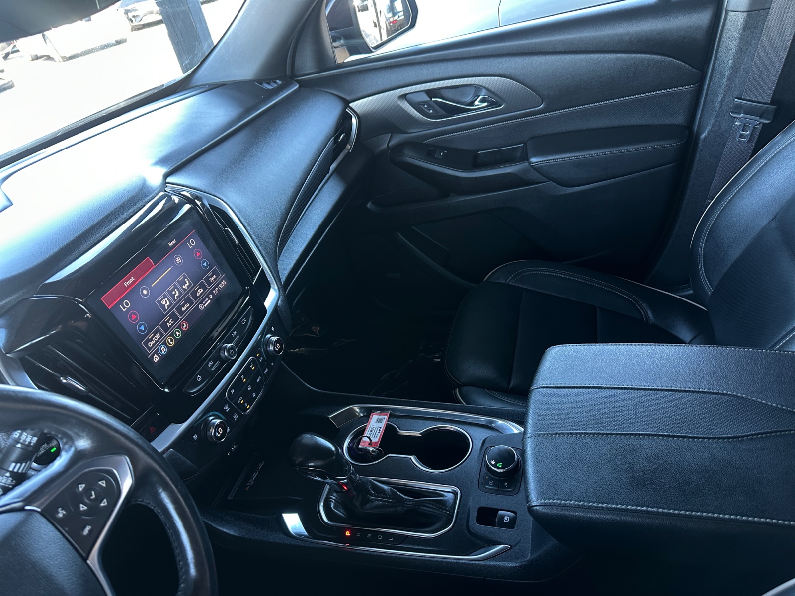 Chevrolet Traverse photo 25