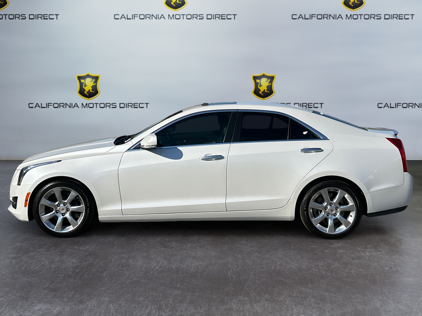Cadillac ATS photo 2