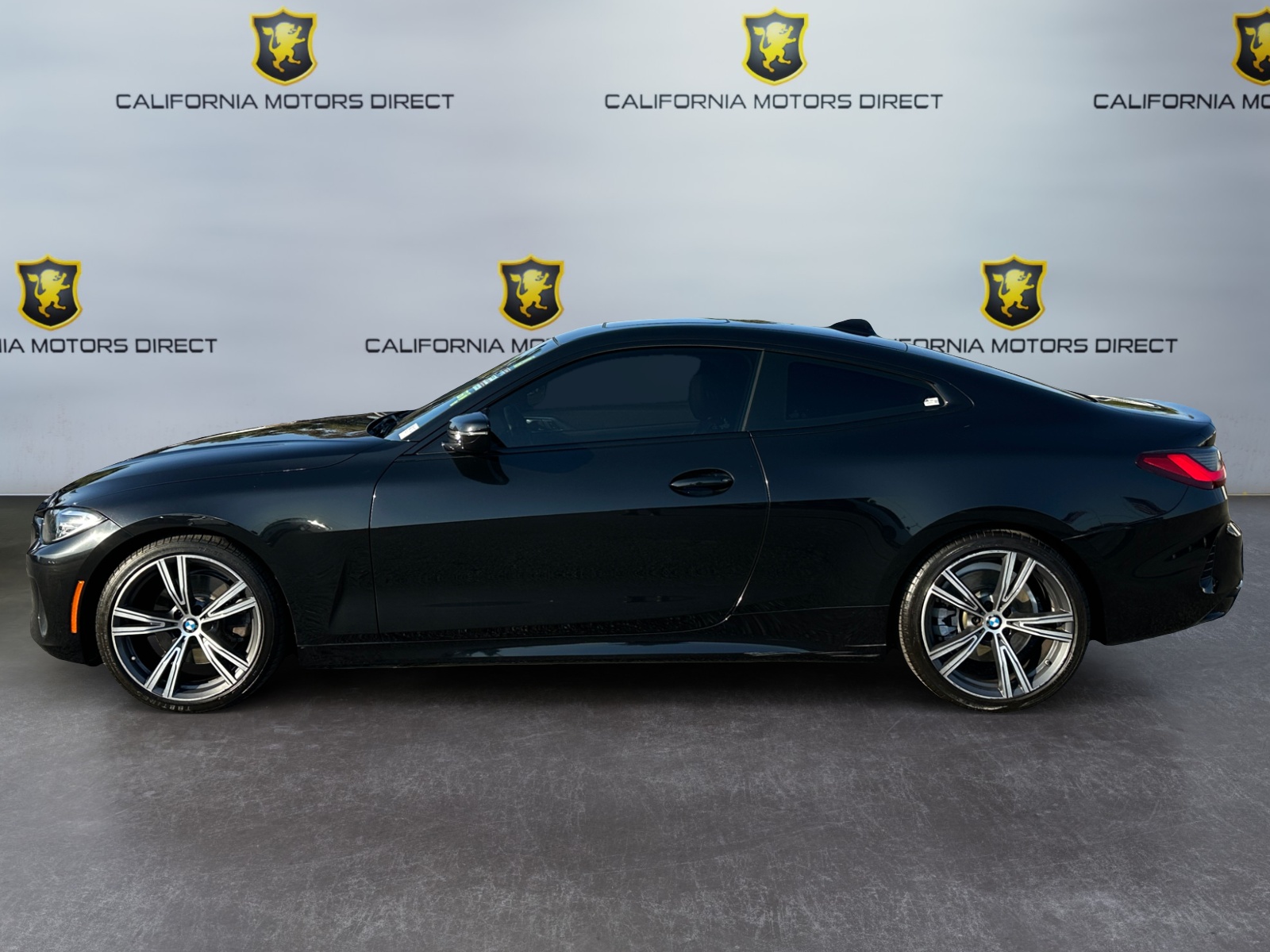 BMW 4 Series photo 2