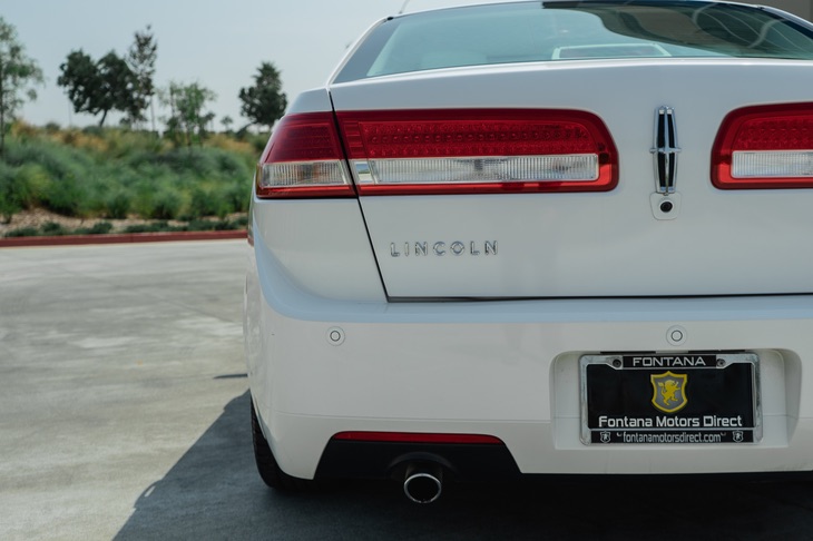 Sold 2012 Lincoln MKZ Hybrid (EXECUTIVE PACKAGE AND