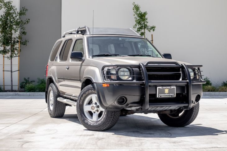 ラボンエクラ 2004 Exmark Lazer Z 27HP 60” Zero Turn Mower | AllSurplus