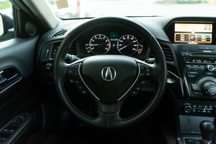Sold 2013 Acura ILX Hybrid Tech Pkg ( BLUETOOTH & SUNROOF ) in Fontana