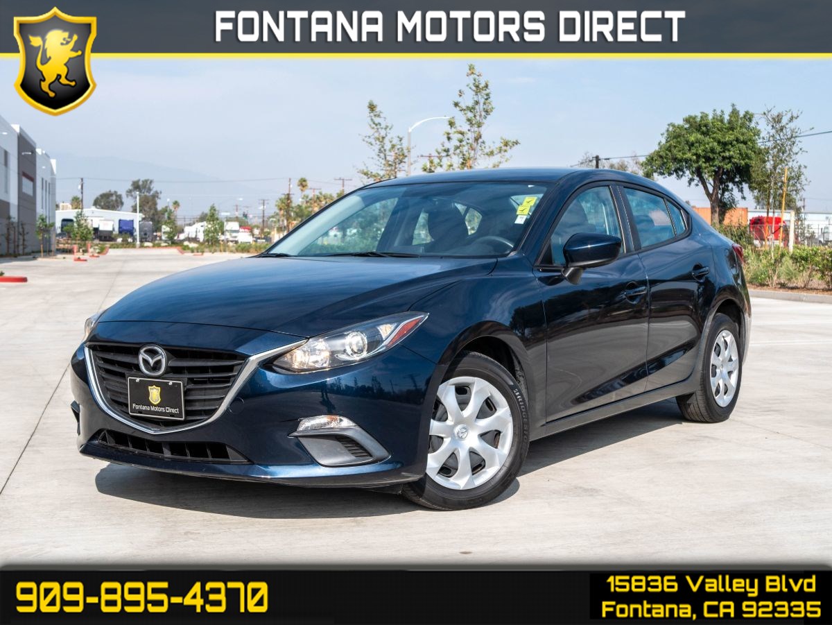 Sold 2016 Mazda Mazda3 i Sport (Smart Device Integration & Backup