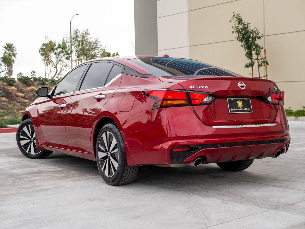 Sold 2019 Nissan Altima 2.5 SV (LIGHT TINTED GLASS & REMOTE