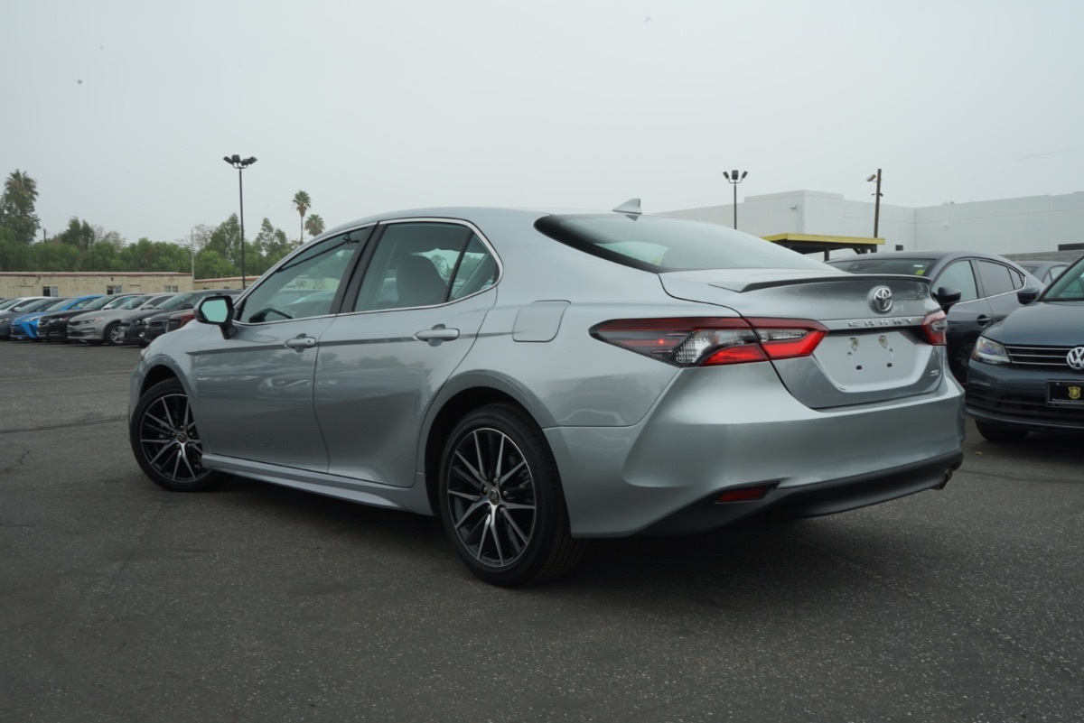Sold 2022 Toyota Camry SE in Fontana