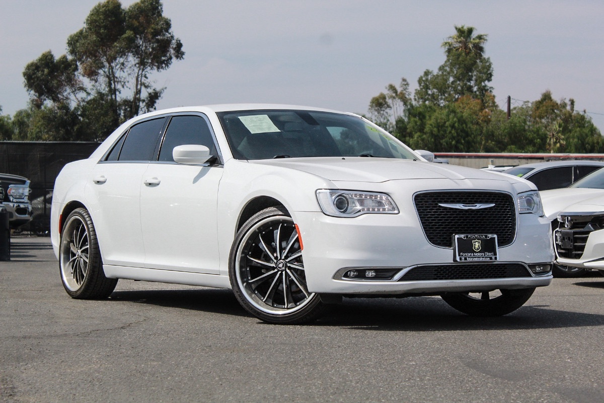 Sold 2019 Chrysler 300 Touring in Fontana