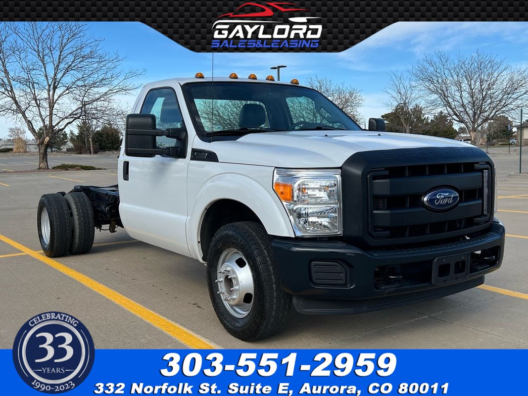 2015 Ford Super Duty F-350 DRW Cab & Chassis 4X2 6.2L V8