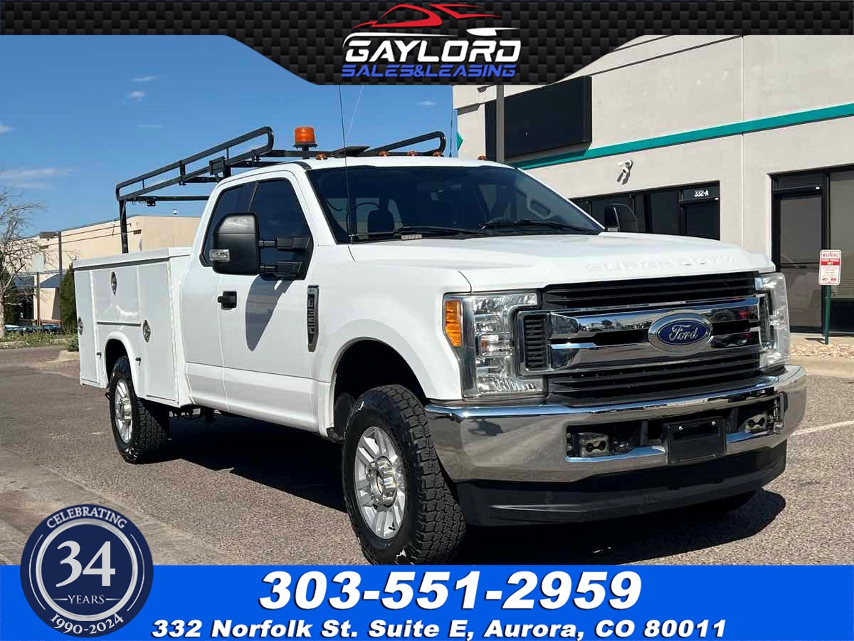 2017 Ford Super Duty F-350 XLT Extended Cab Utility Bed 4X4 6.2L V8