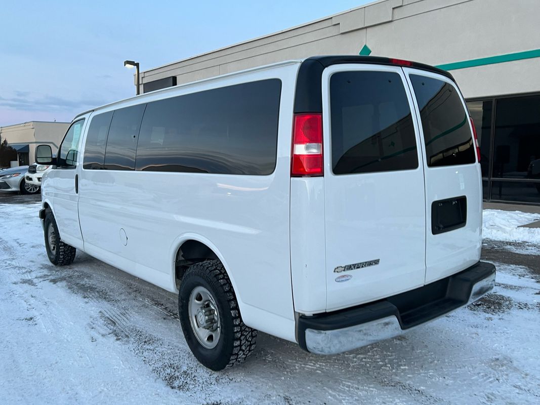 Sold 2018 Chevrolet Express 15 Passenger Van LT V8 in Aurora