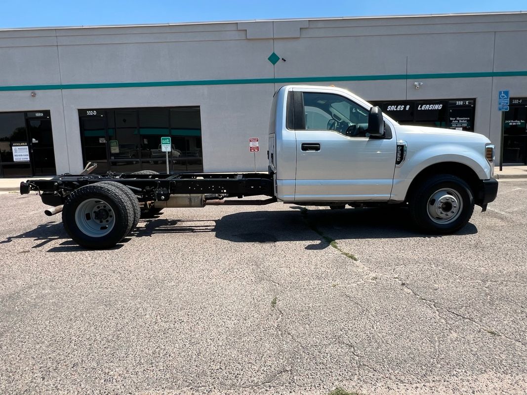 2019 Ford F-350 XL photo 2