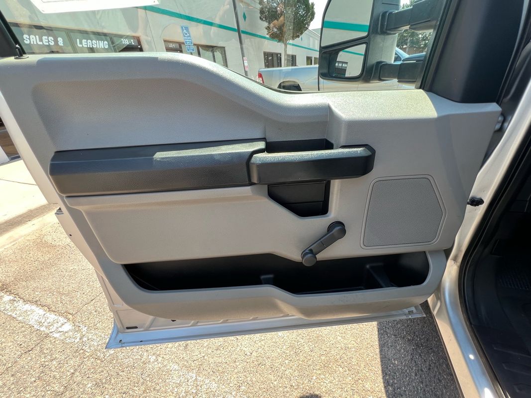 2019 Ford F-350 XL photo 15