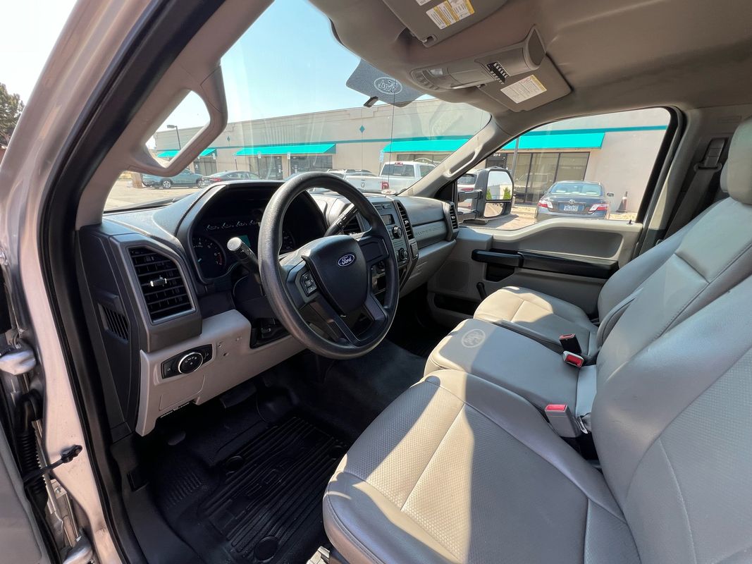 2019 Ford F-350 XL photo 17