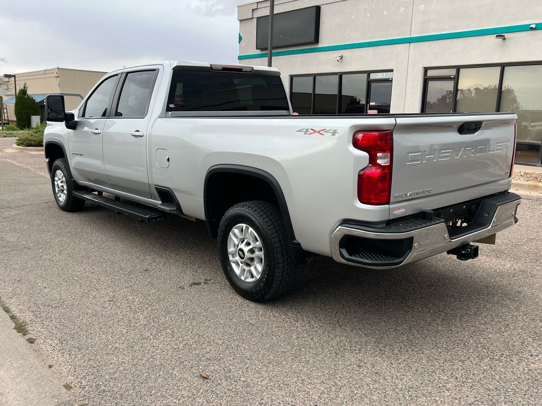 2022 Chevrolet Silverado 2500HD LT photo 5