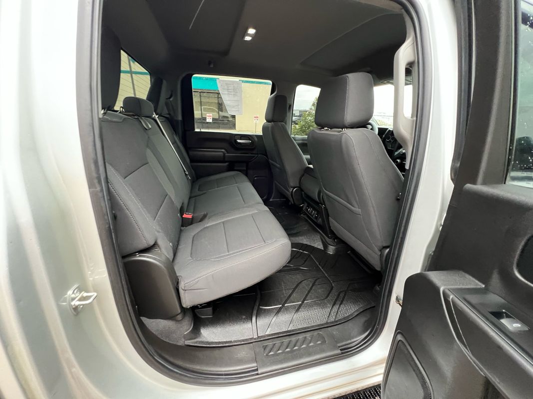 2022 Chevrolet Silverado 2500HD LT photo 14