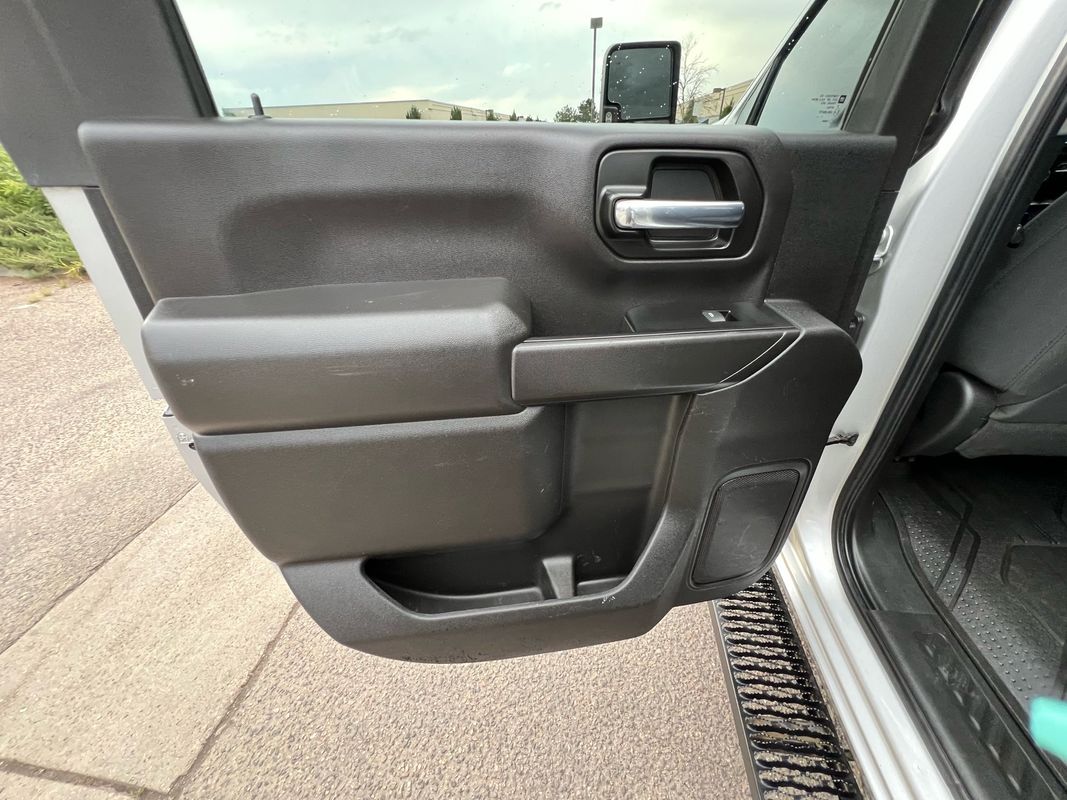 2022 Chevrolet Silverado 2500HD LT photo 16