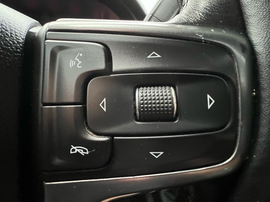 2022 Chevrolet Silverado 2500HD LT photo 28