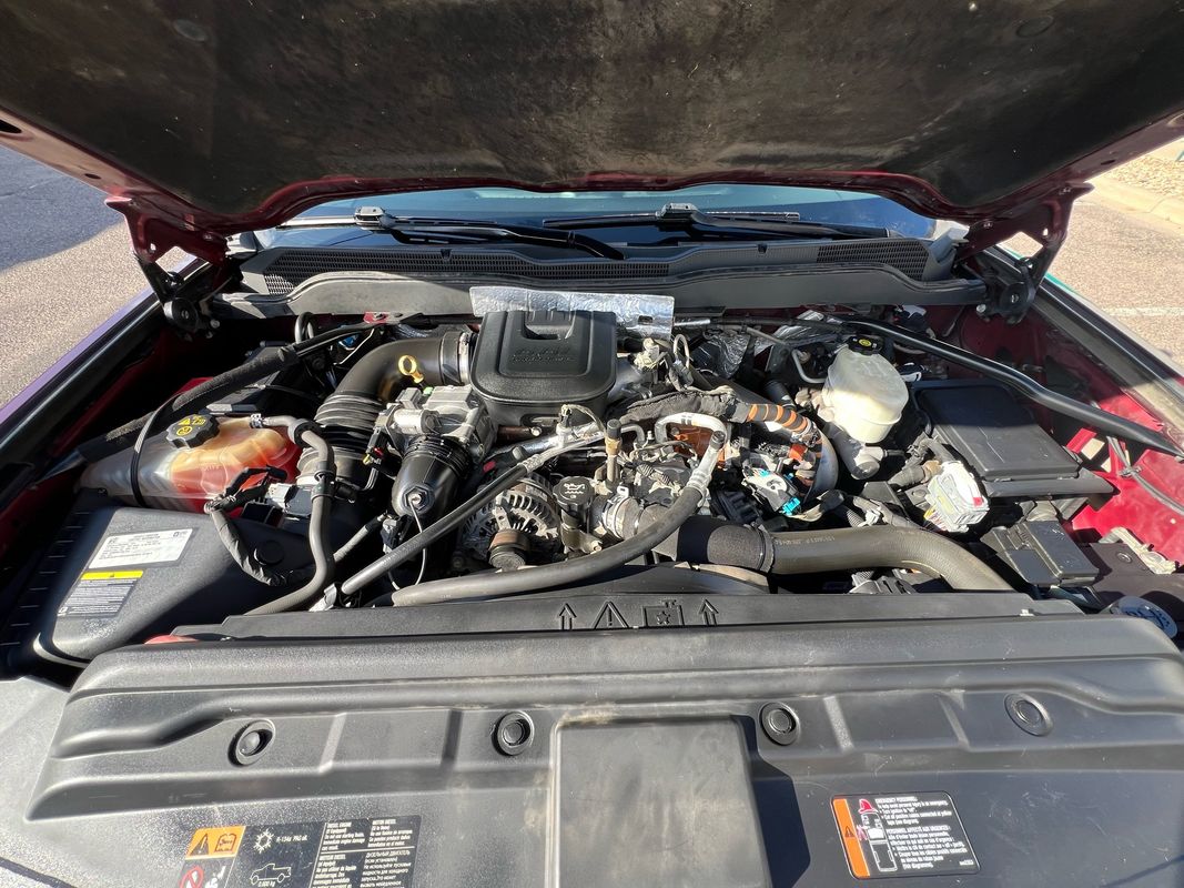 2016 Chevrolet Silverado 2500HD LT photo 10