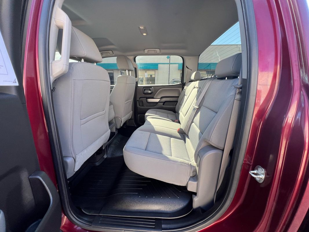2016 Chevrolet Silverado 2500HD LT photo 16