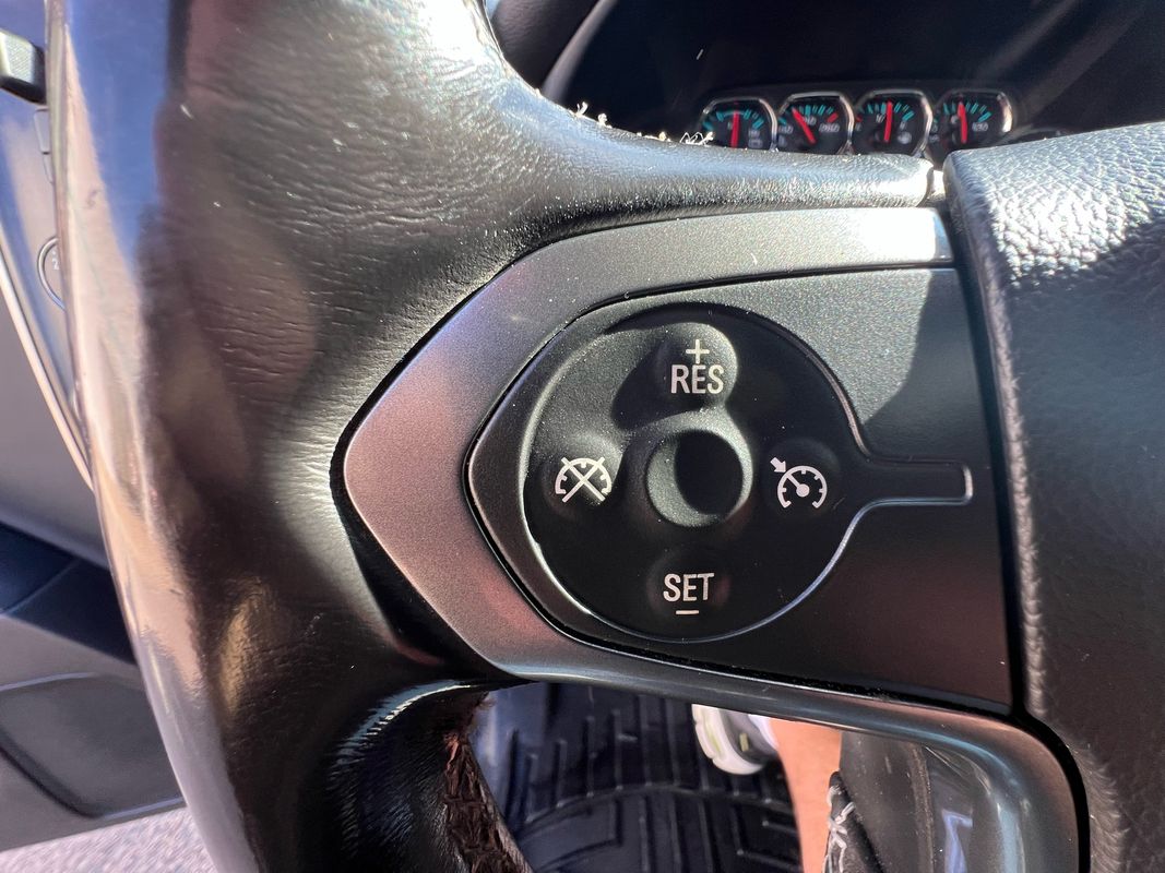2016 Chevrolet Silverado 2500HD LT photo 25