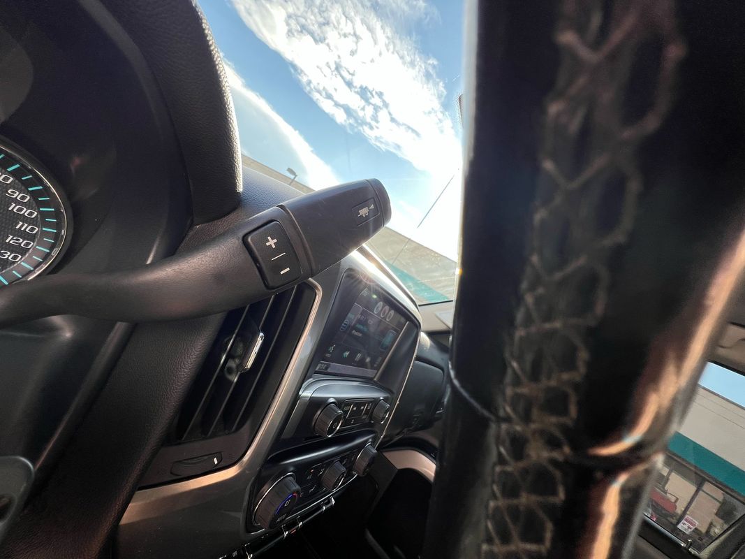 2016 Chevrolet Silverado 2500HD LT photo 26
