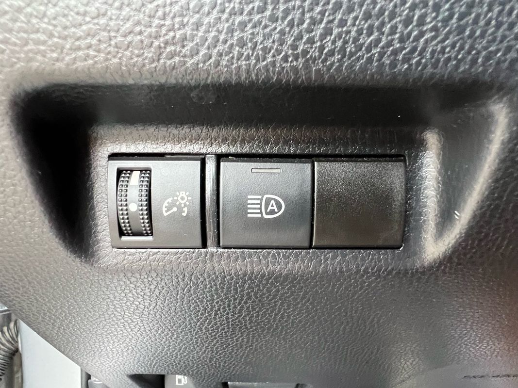2021 Toyota RAV4 Hybrid LE photo 26
