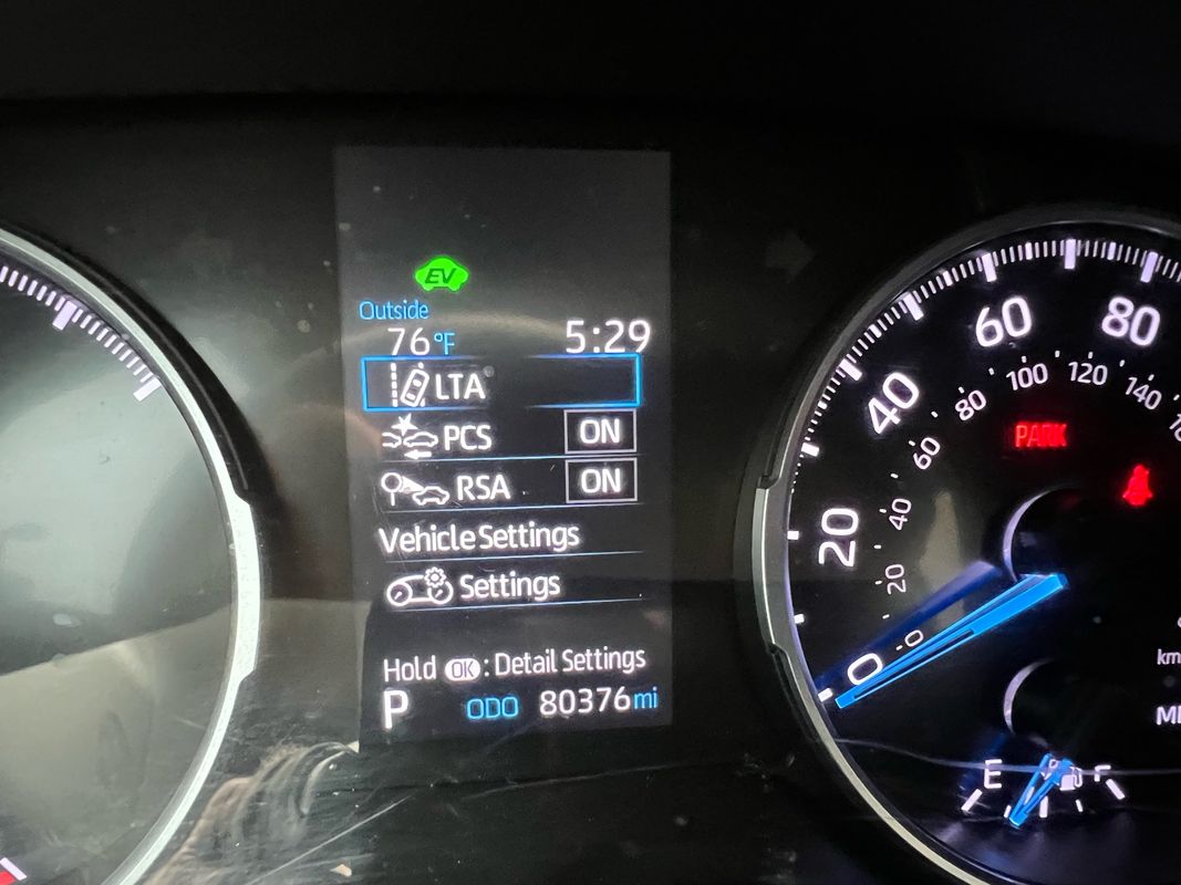 2021 Toyota RAV4 Hybrid LE photo 28