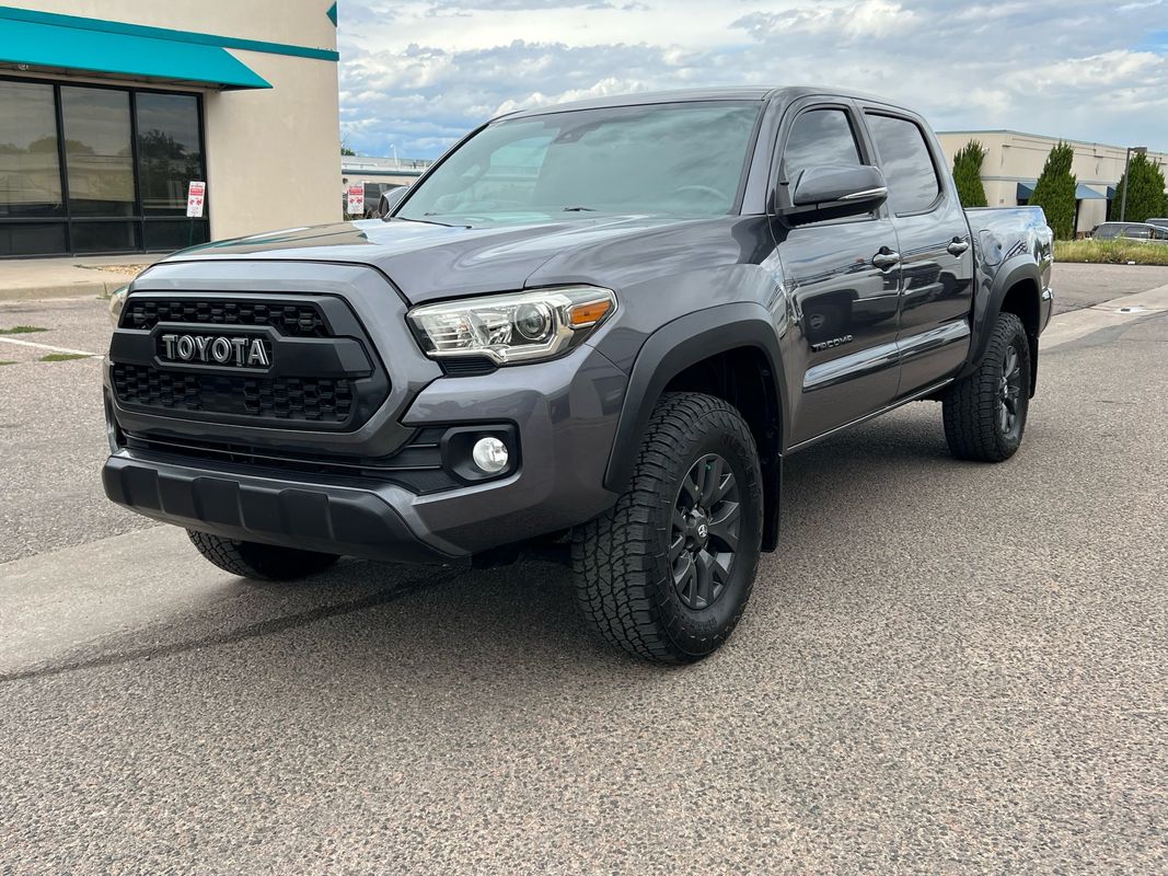 2022 Toyota Tacoma TRD Double Cab 4x4 photo 7