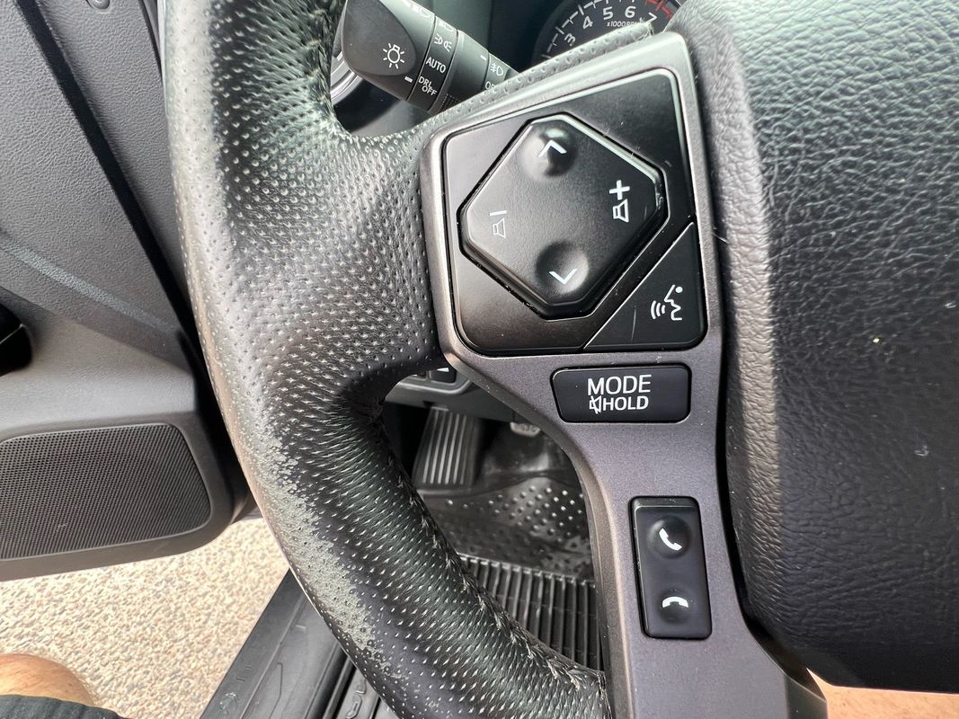2022 Toyota Tacoma TRD Double Cab 4x4 photo 23
