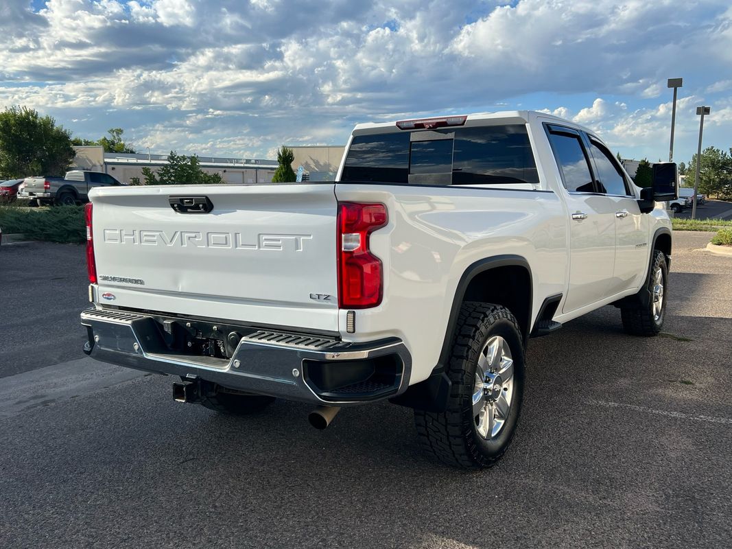 2020 Chevrolet Silverado 2500HD LTZ photo 3
