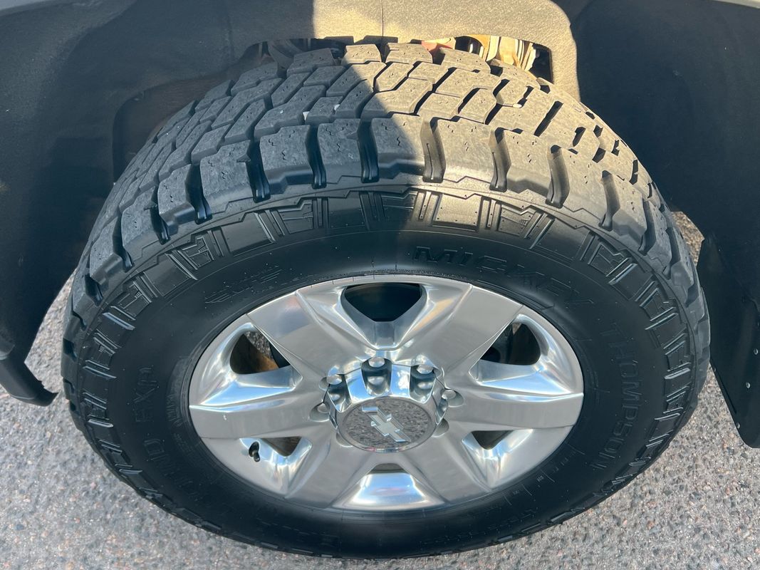 2020 Chevrolet Silverado 2500HD LTZ photo 9