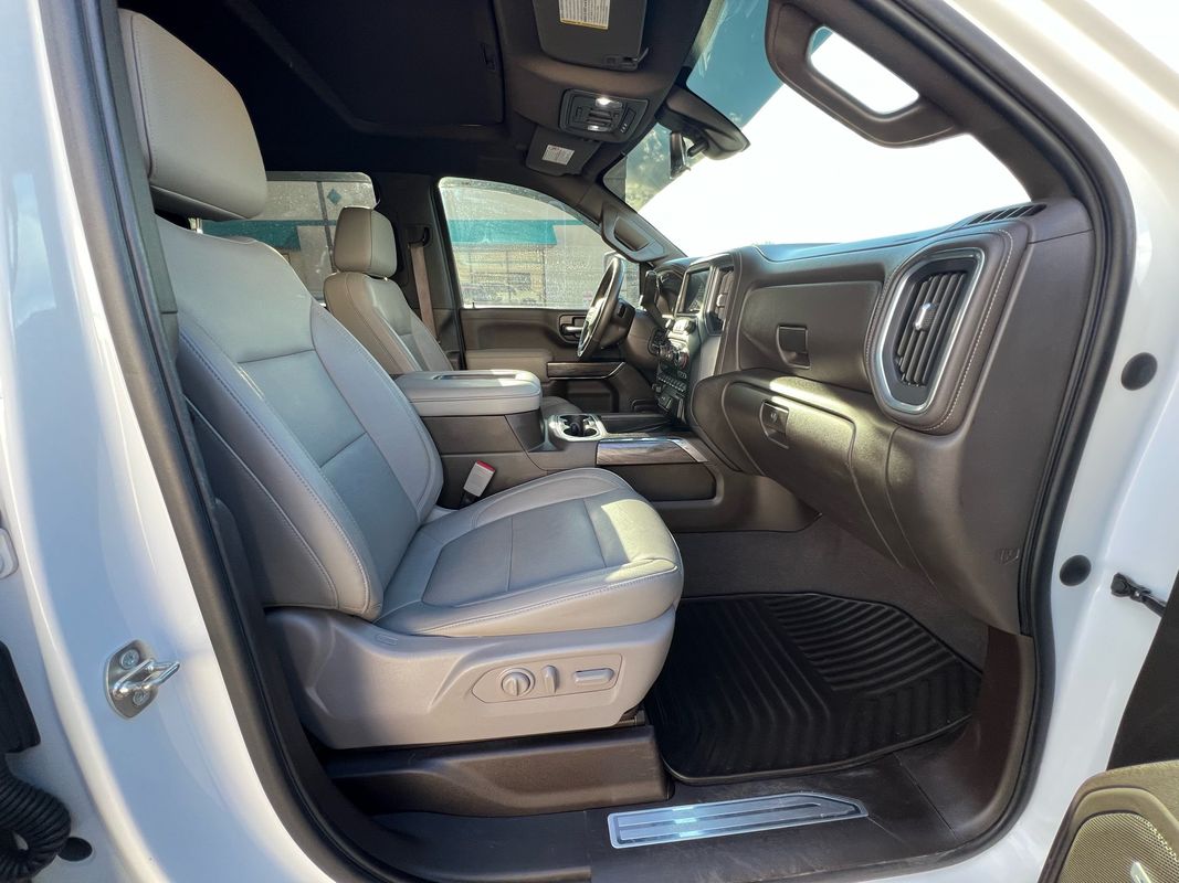 2020 Chevrolet Silverado 2500HD LTZ photo 12