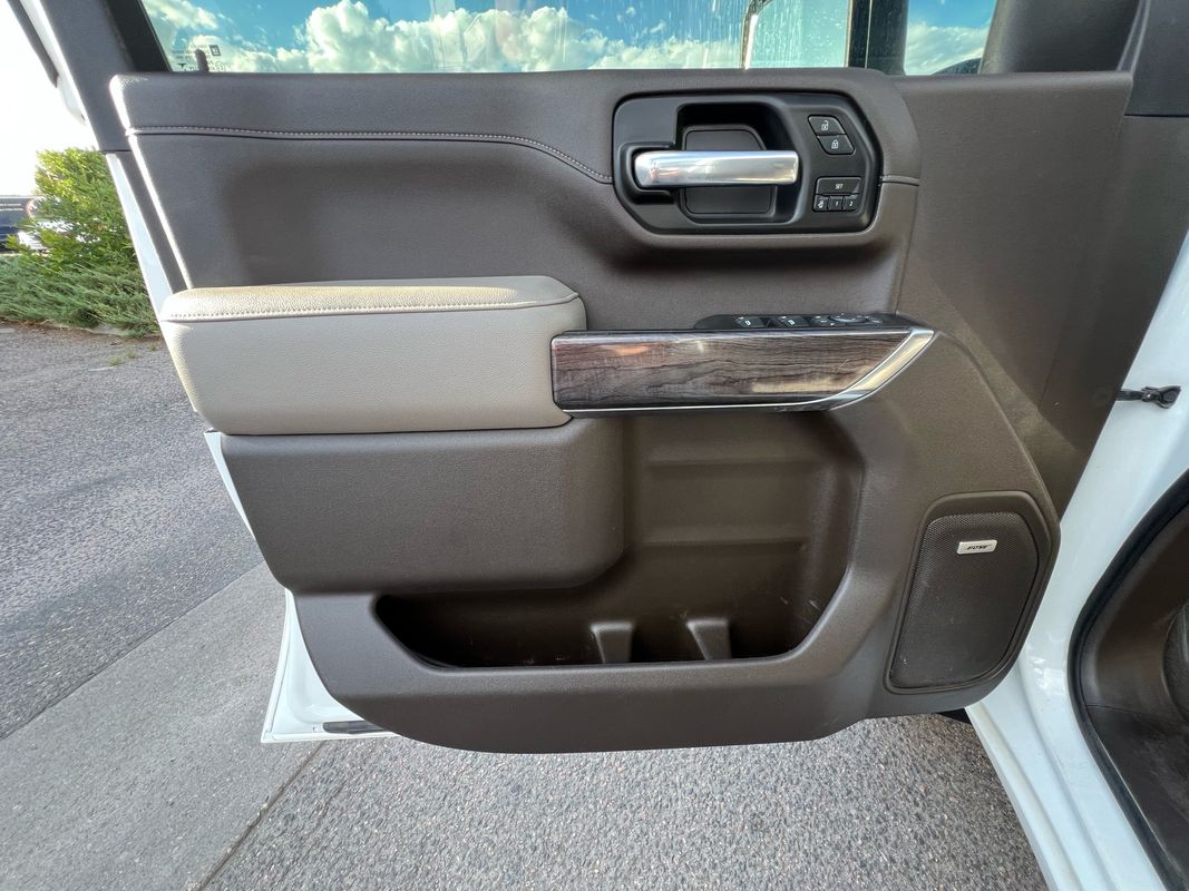 2020 Chevrolet Silverado 2500HD LTZ photo 18