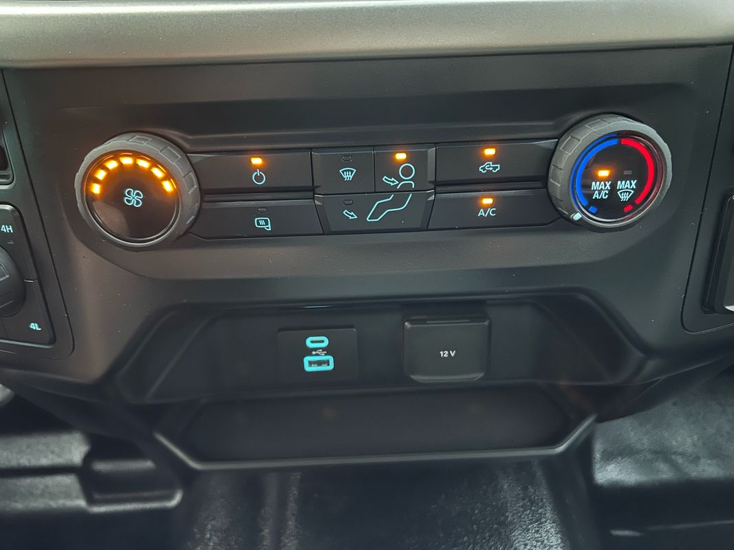 2021 Ford F-150 XL photo 22