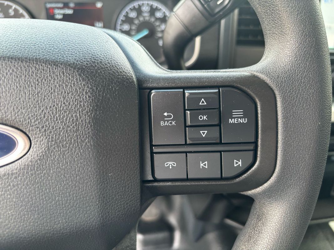 2022 Ford F-150 XL photo 26