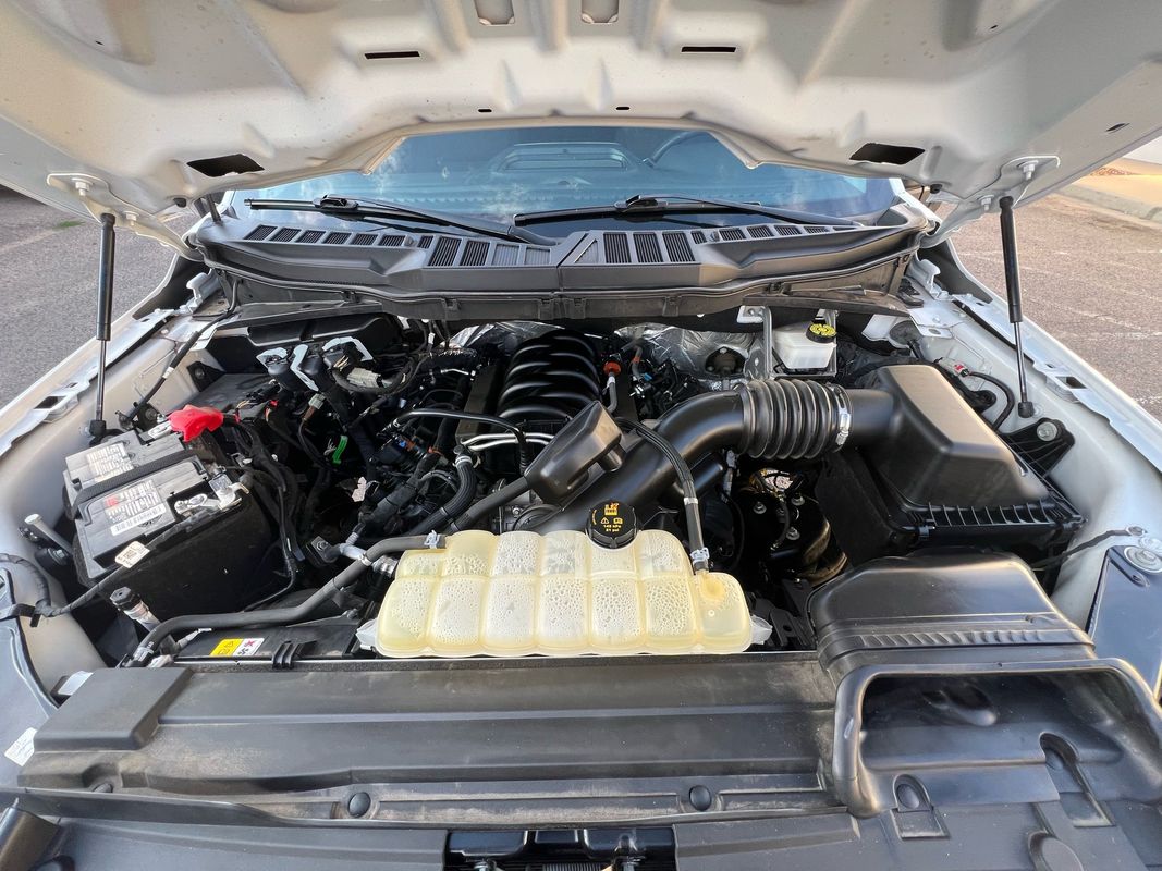 2022 Ford F-150 XL photo 10