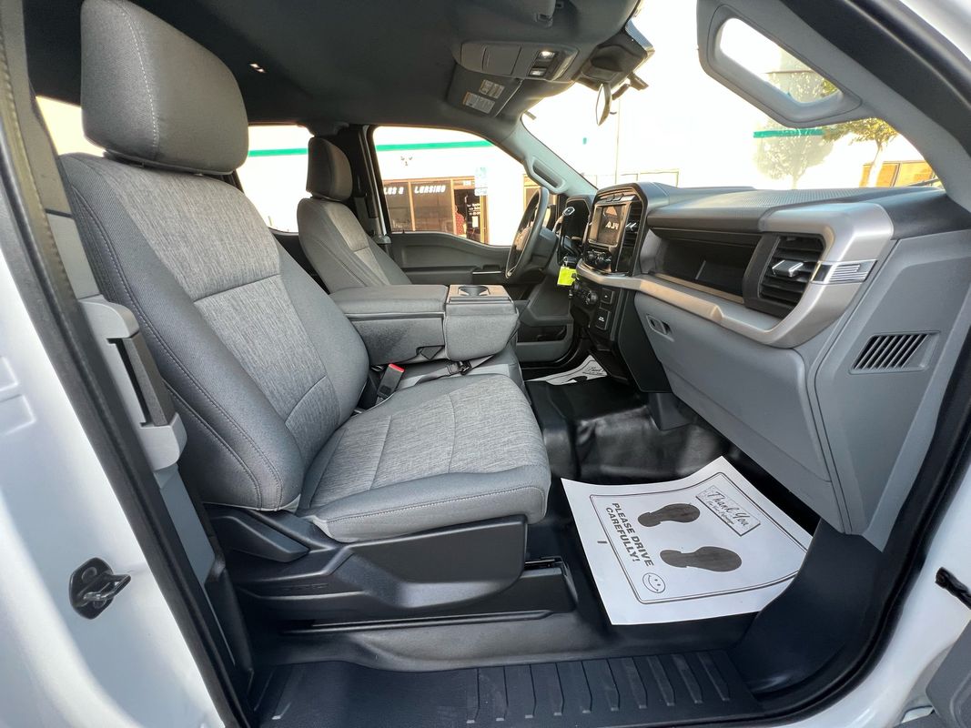 2022 Ford F-150 XL photo 12