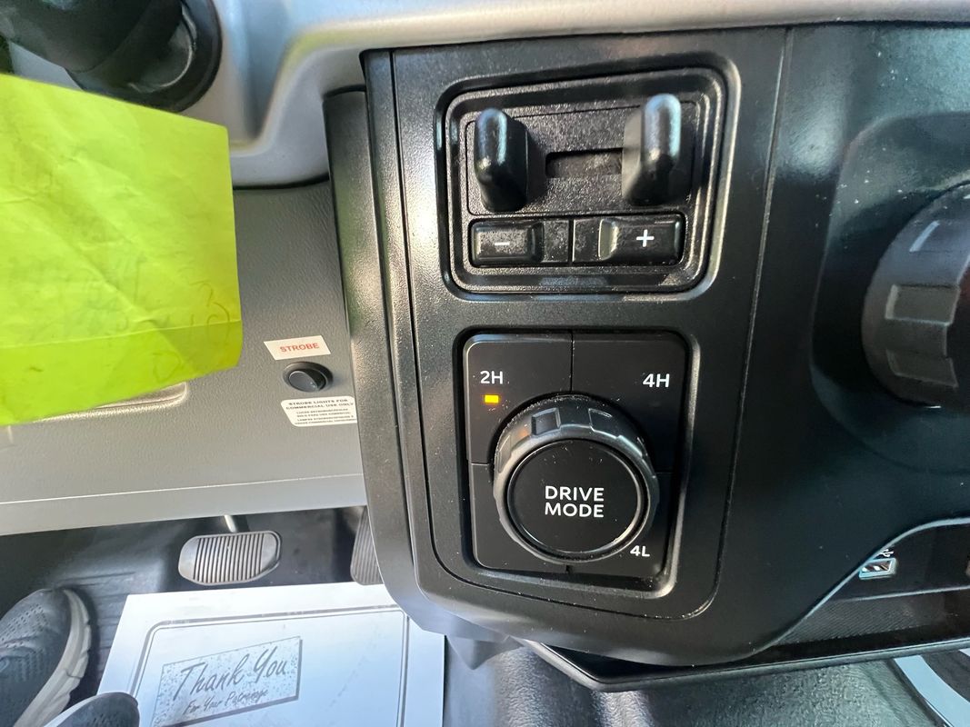 2022 Ford F-150 XL photo 22