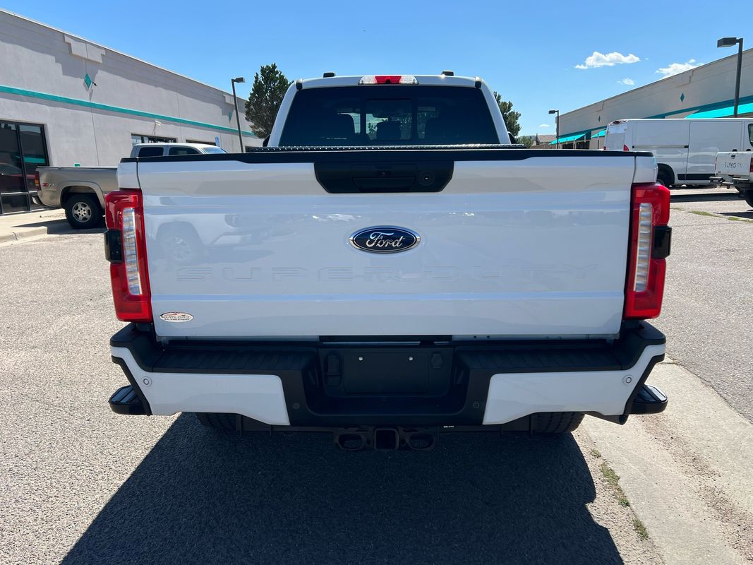 2024 Ford F-250 photo 4