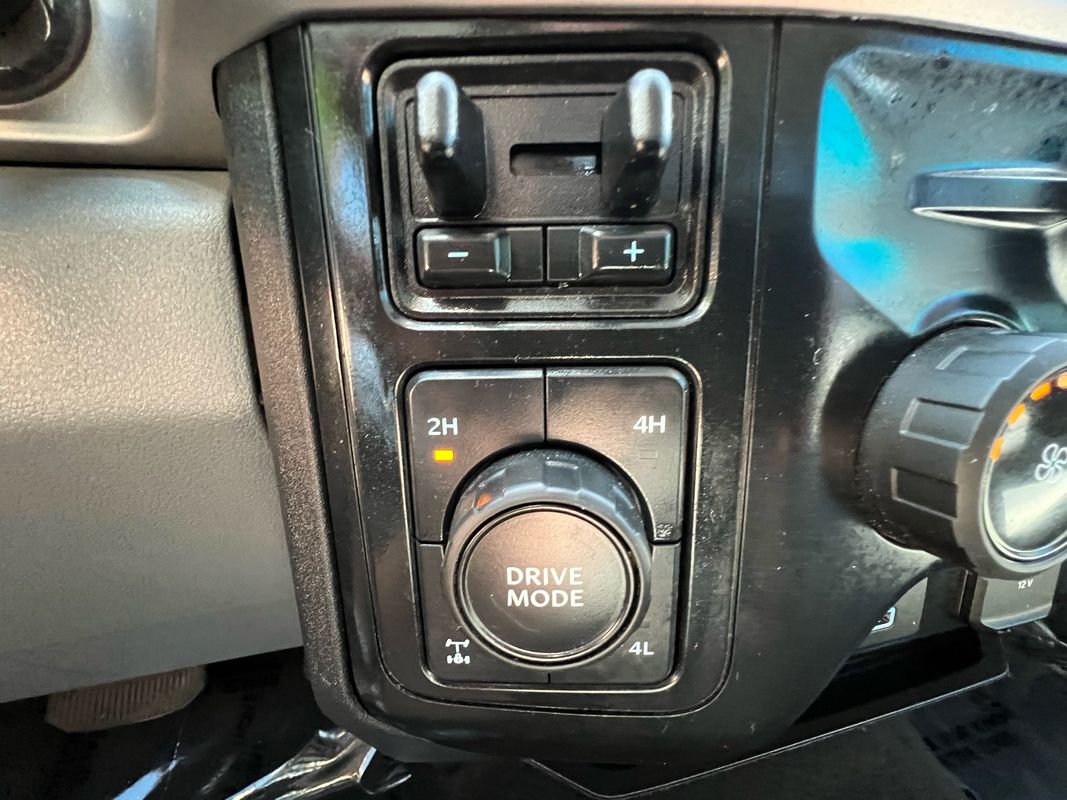 2024 Ford F-250 photo 24