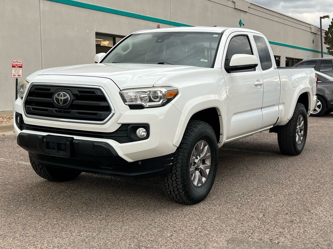 2018 Toyota Tacoma SR5 Access Cab 4x4 V6 photo 7