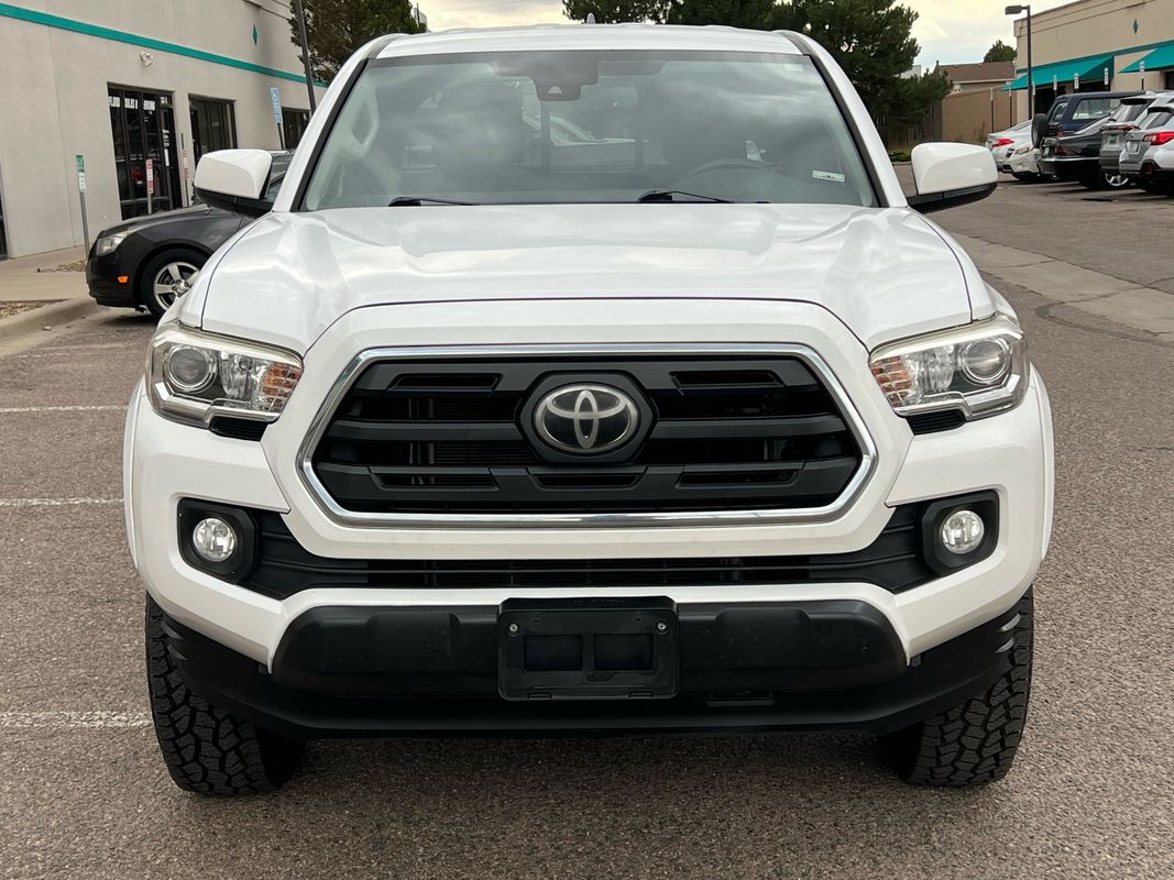 2018 Toyota Tacoma SR5 Access Cab 4x4 V6 photo 8