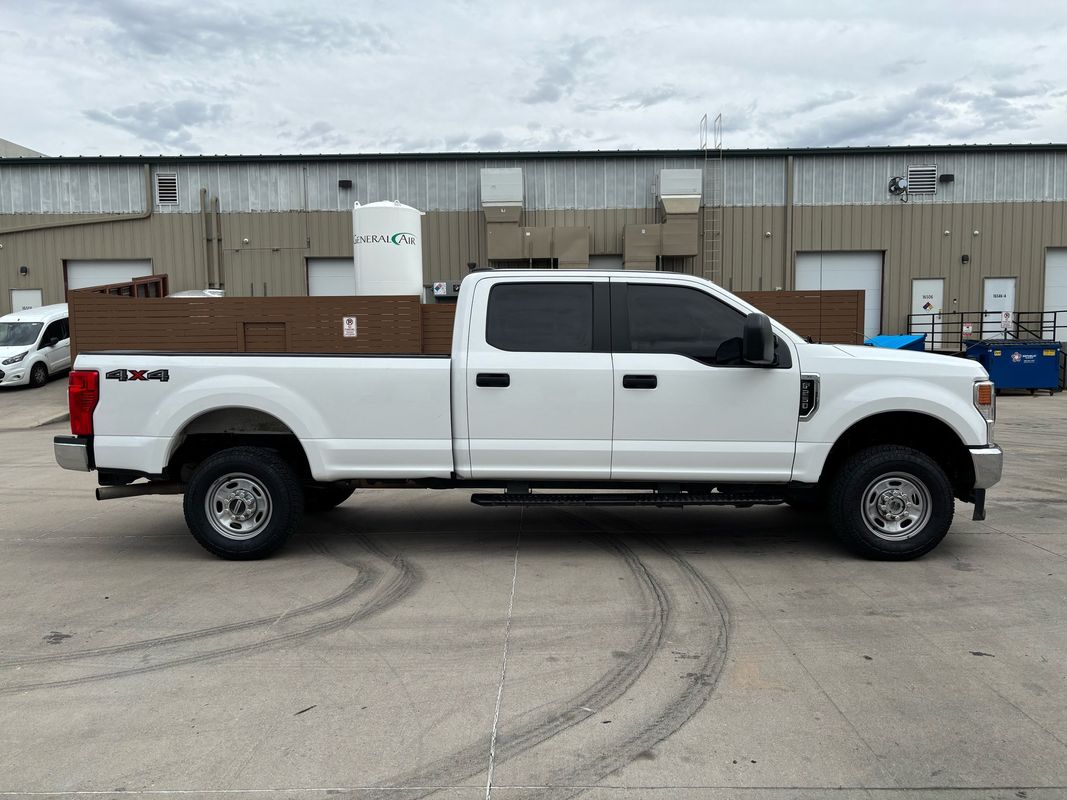 2021 Ford F-250 XL photo 2