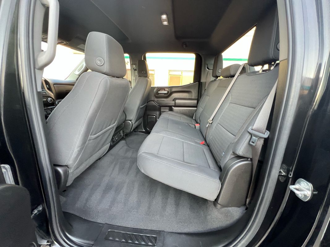 2023 Chevrolet Silverado 1500 Custom photo 15
