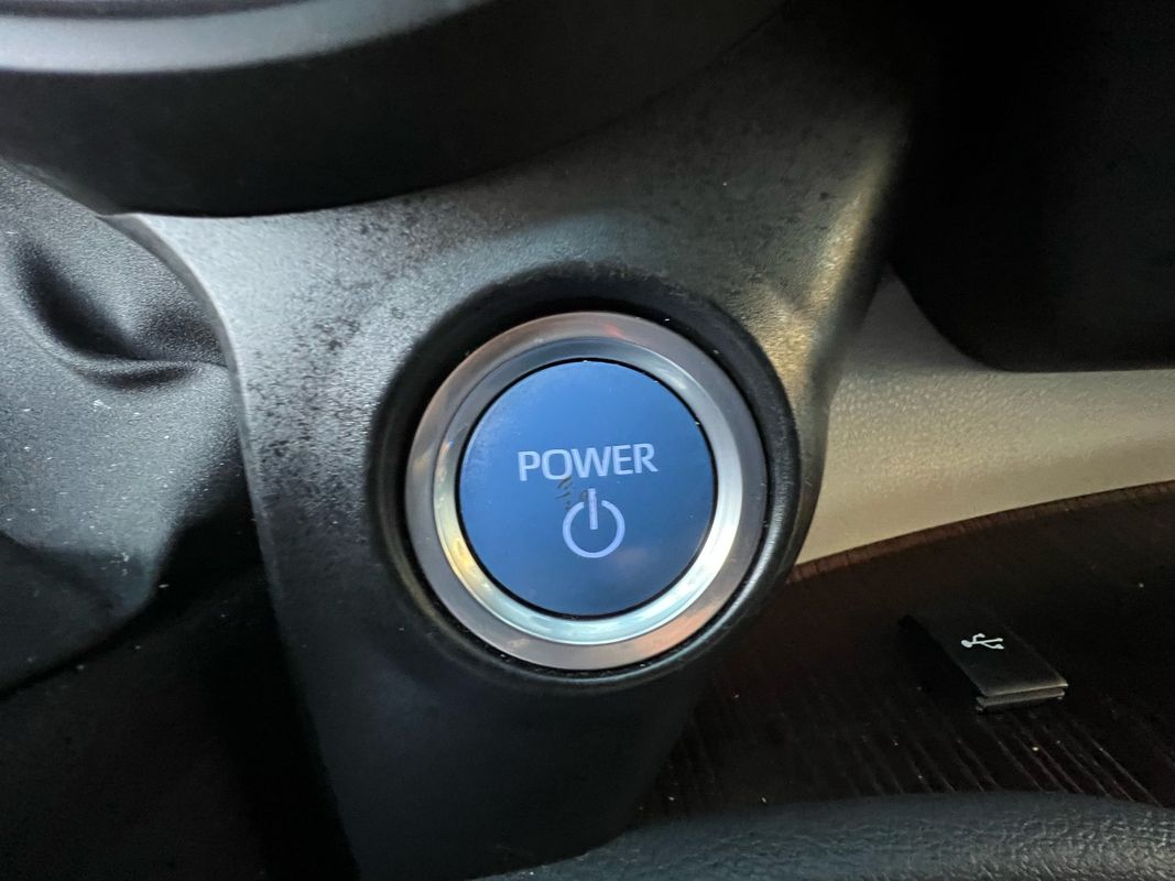 2021 Toyota Sienna XLE Hybrid photo 26