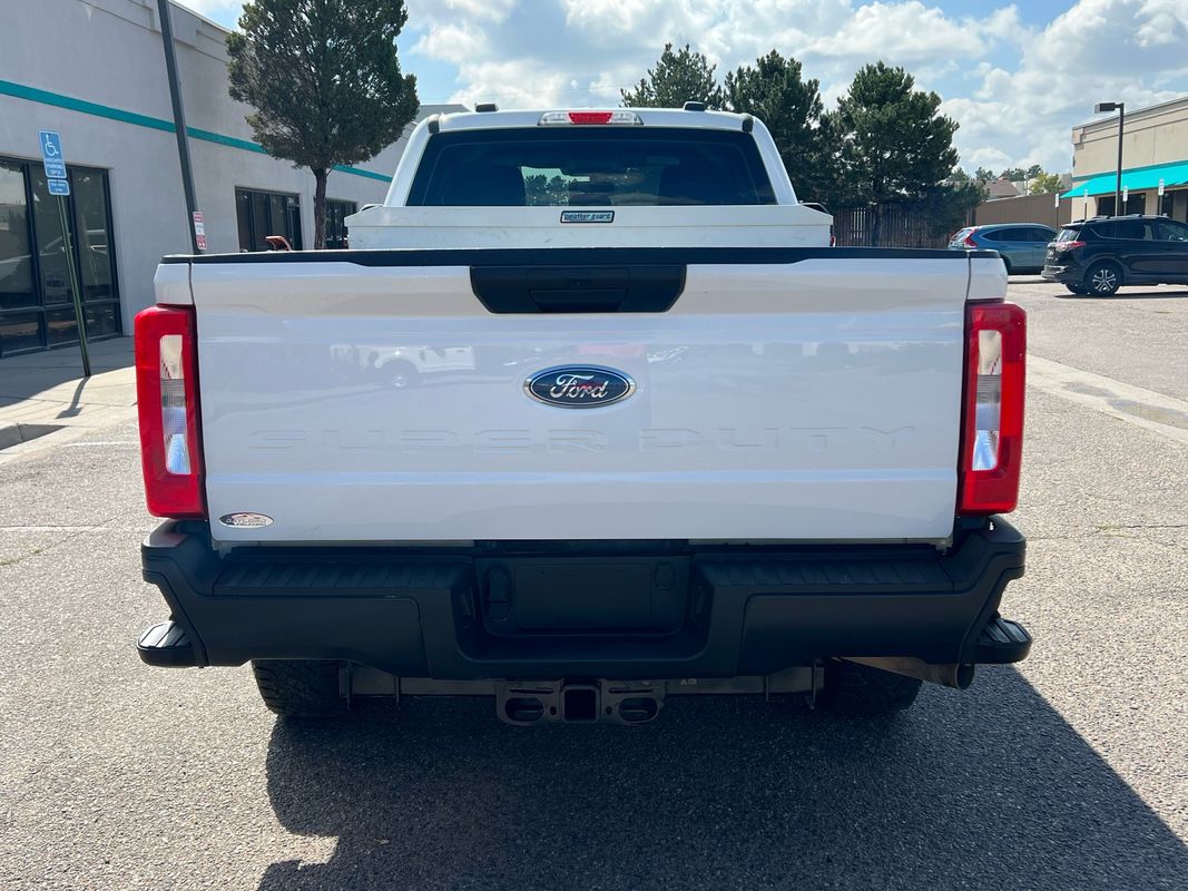 2023 Ford F-250 XL photo 3