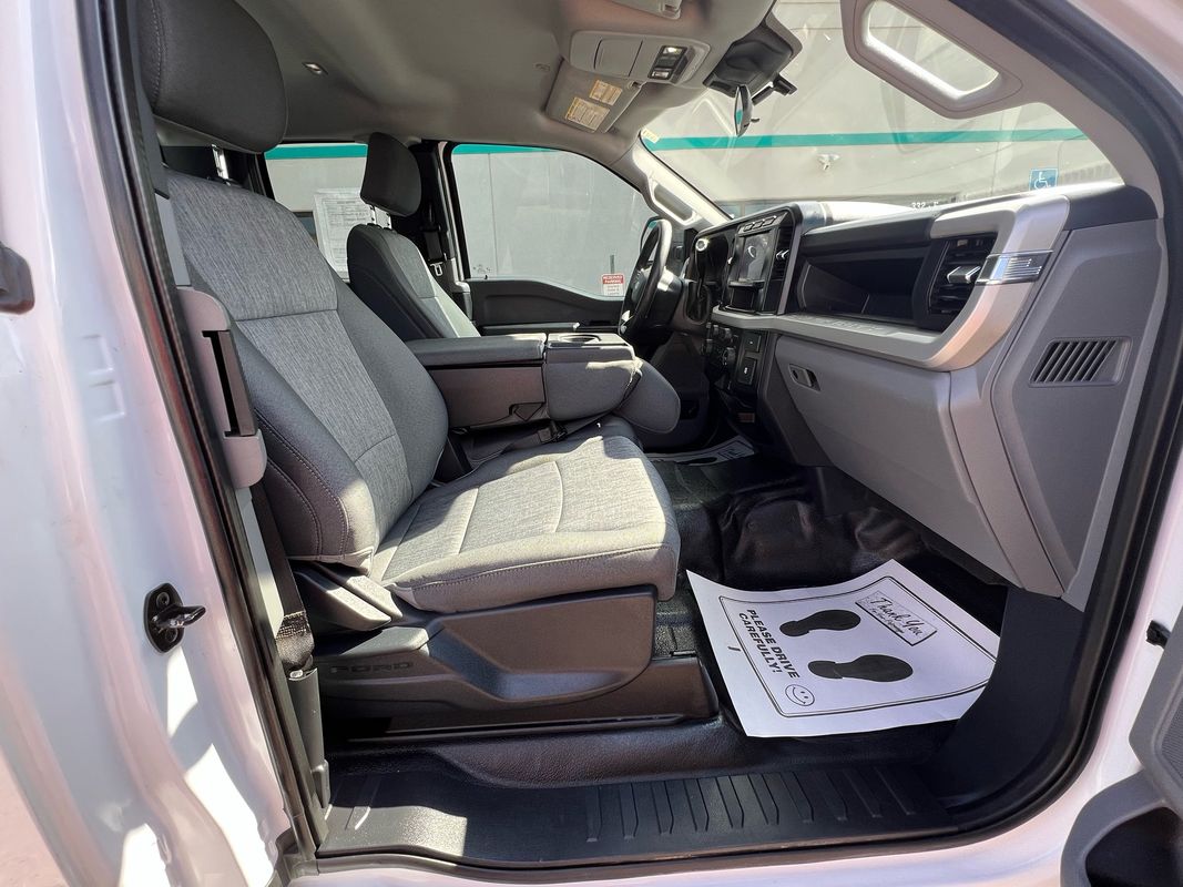 2023 Ford F-250 XL photo 11