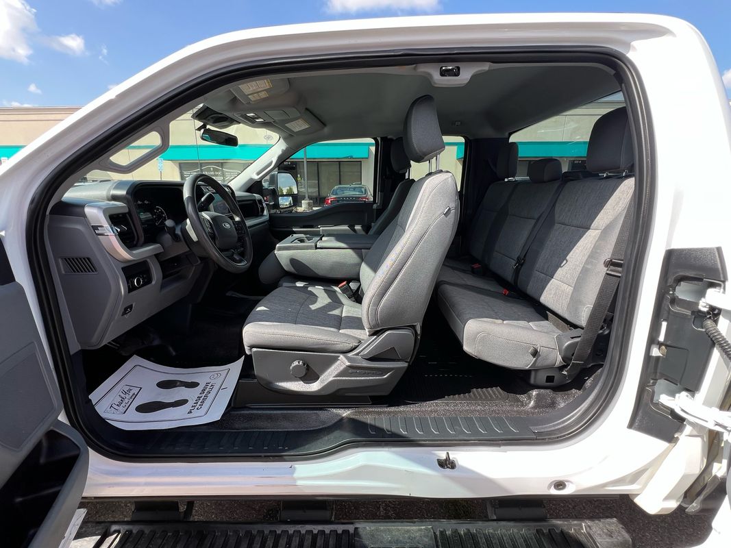 2023 Ford F-250 XL photo 16