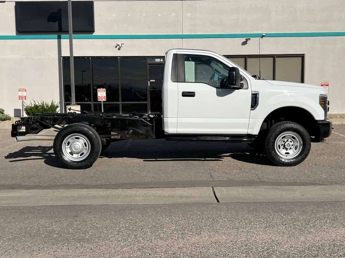 2019 Ford F-350 XL photo 2