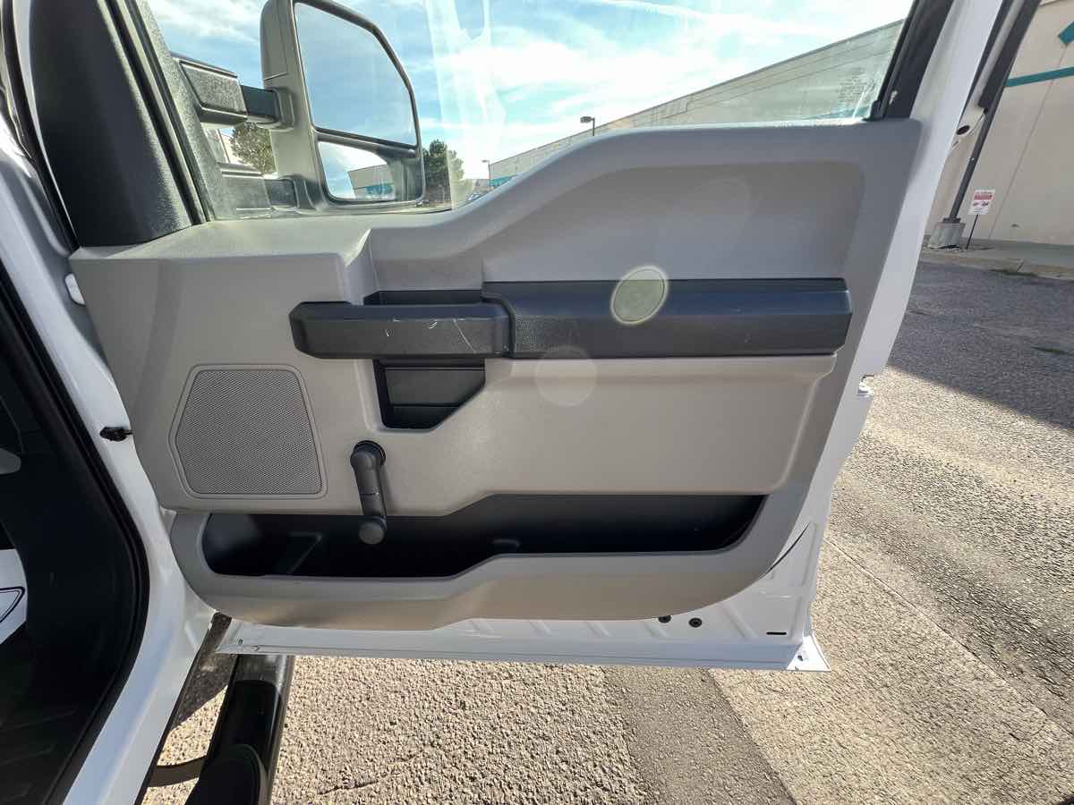 2019 Ford F-350 XL photo 11