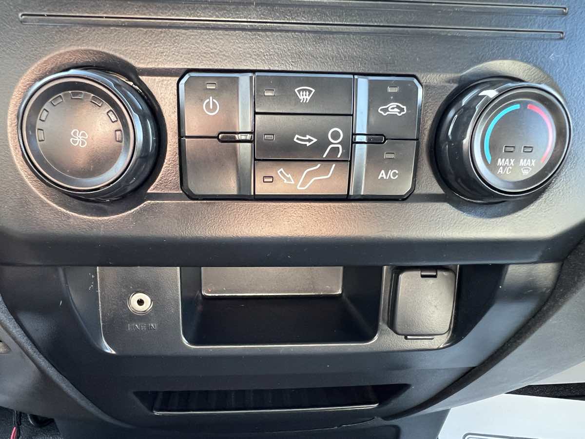 2019 Ford F-350 XL photo 15